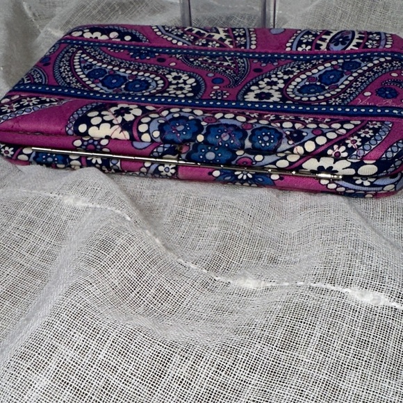 Vera Bradley Boysenberry Paisley Pattern Opera Wallet Style Clutch Designer EUC - Picture 16 of 16